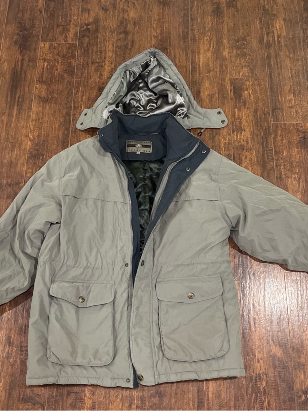 Members Only Men's Hooded Puffer Jacket in Light Gray with Navy Trim